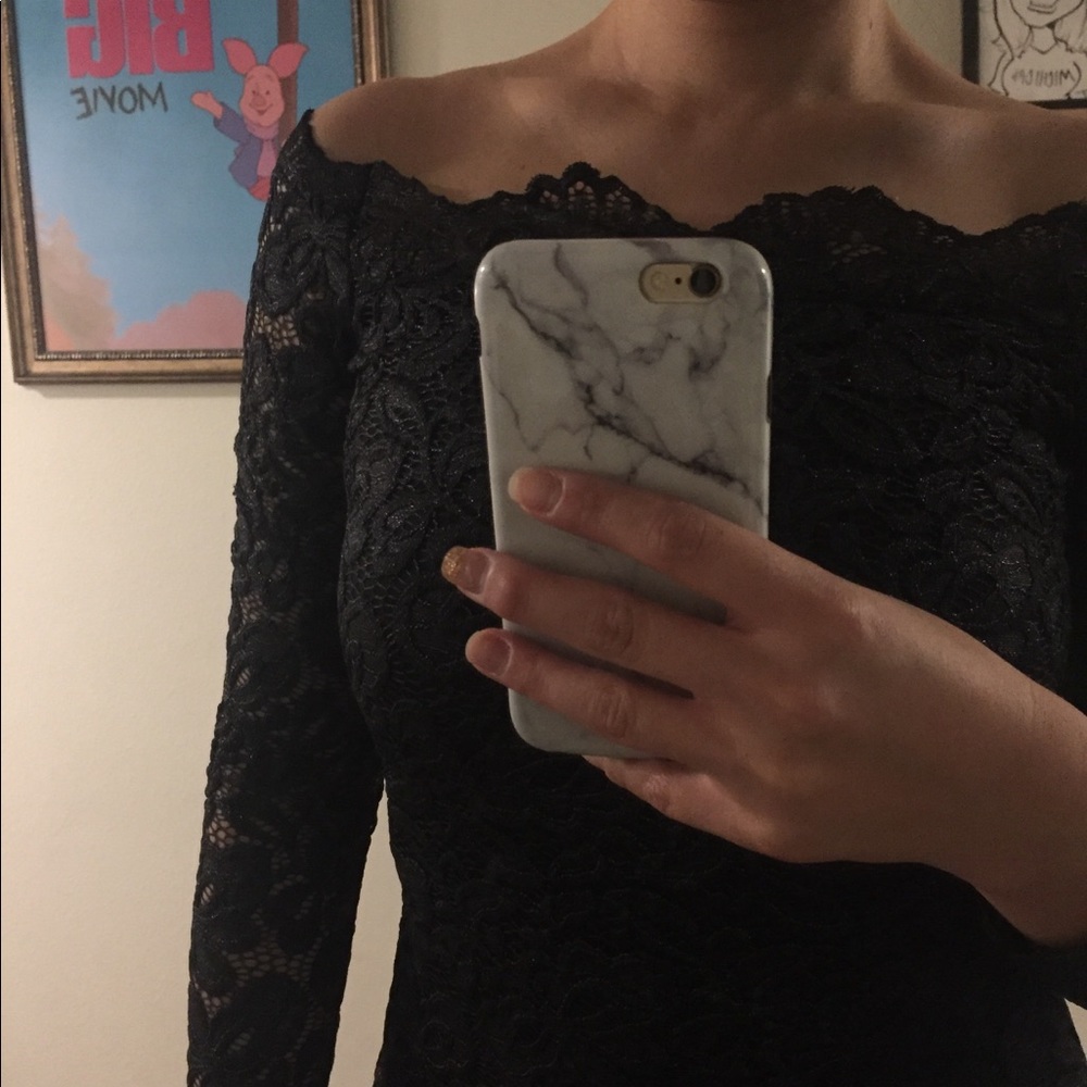 ๐๐H&M Lace Off-the-shoulder Dress - Picture 7 of 7
